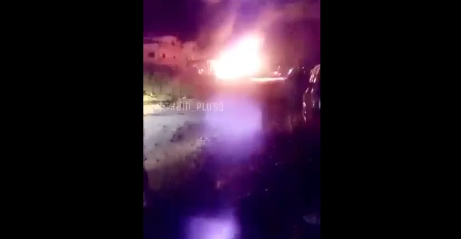 Το Ισραήλ βομβάρδισε την Μπανίγιας στην Συρία στέλνοντας μήνυμα στο Ιράν: Τι ξέρουμε από τοπικές πηγές