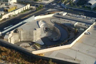 ΕΚΤΑΚΤΟ: Ο Νετανιάχου δηλώνει έτοιμος για σύγκρουση με Ιράν - Έτοιμα υπόγεια καταφύγια για την ηγεσία του Ισραήλ