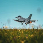 Η Ουκρανία έχασε το πρώτο F-16 της και έναν από τους καλύτερους πιλότους της