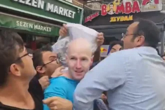 Τουρκία: Ξύλο σε Αμερικανούς στρατιώτες του USS WASP στη Σμύρνη από ακραίους Τούρκους
