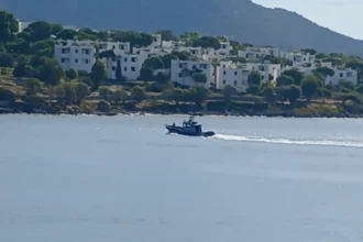 Περιπολικό του Λιμενικού έφτασε στα παράλια της Μικράς Ασίας εν ώρα καταδίωξης: Σοκ στους Τούρκους από το ξεφτίλισμα των Τουρκικών αρχών στην Αλικαρνασσό + ΒΙΝΤΕΟ