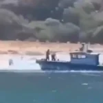 Εμείς «Ήρθαμε μέρα»: Το Λιμενικό Σώμα ξαναεπιχείρησε στα παράλια της Μικράς Ασίας και με ρεσάλτο κατέσχεσε σκάφος διακινητή - Οργή στην Τουρκία + ΒΙΝΤΕΟ