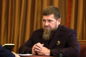 «Εντολή δολοφονίας» του ηγέτη της Τσετσενίας Καντίροφ από βουλευτές - Απειλεί να ξεκινήσει βεντέτα