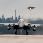 Επικίνδυνη εξέλιξη: Άγνωστα drones εντοπίστηκαν πάνω από 3 βρετανικές αεροπορικές βάσεις, επιβεβαιώνει η Πολεμική Αεροπορία των ΗΠΑ (USAF)