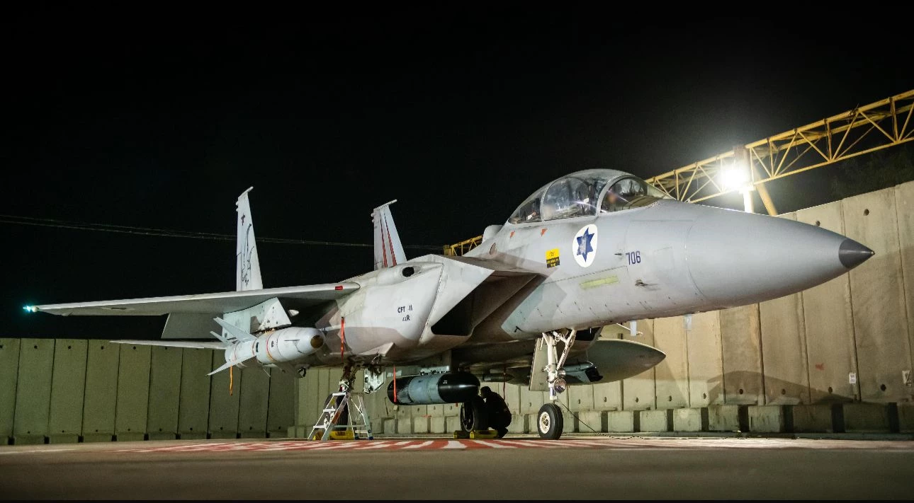 Ήρθε η ώρα των Χούθι λέει ο Νετανιάχου: Το Ισραήλ έπληξε την Υεμένη - προειδοποιεί «Θα πάρετε και εσείς το μάθημα σας» [ΦΩΤΟ/ΒΙΝΤΕΟ]