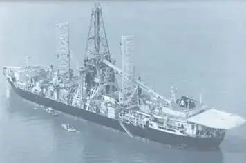 Project AZORIAN (1974) – Ανύψωση ενός βυθισμένου σοβιετικού υποβρυχίου