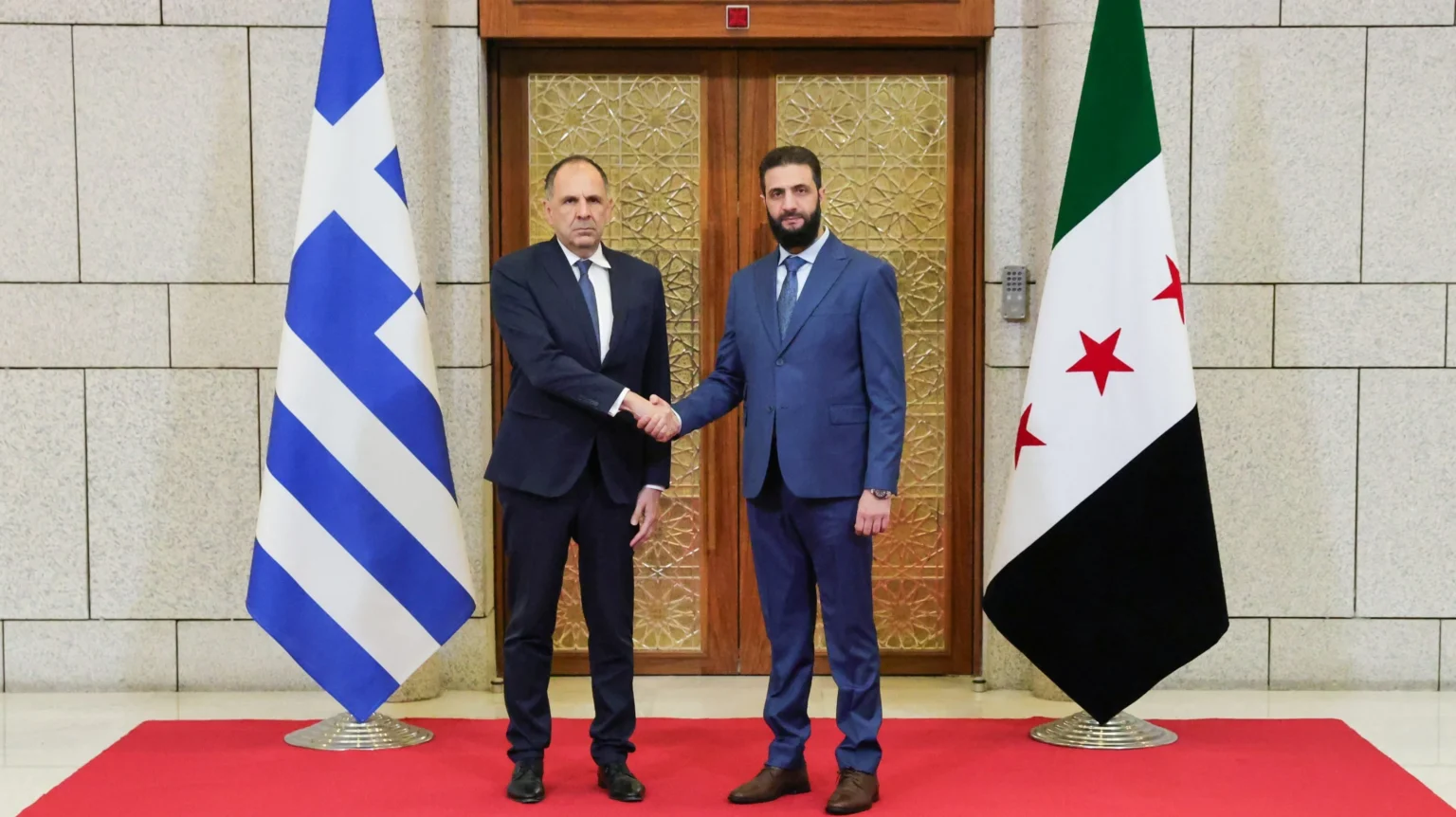 Η Ελλάδα «έφτασε» στην νέα Συρία: Τι σημαίνει η επίσκεψη ΥΠΕΞ Γιώργου Γεραπετρίτη
