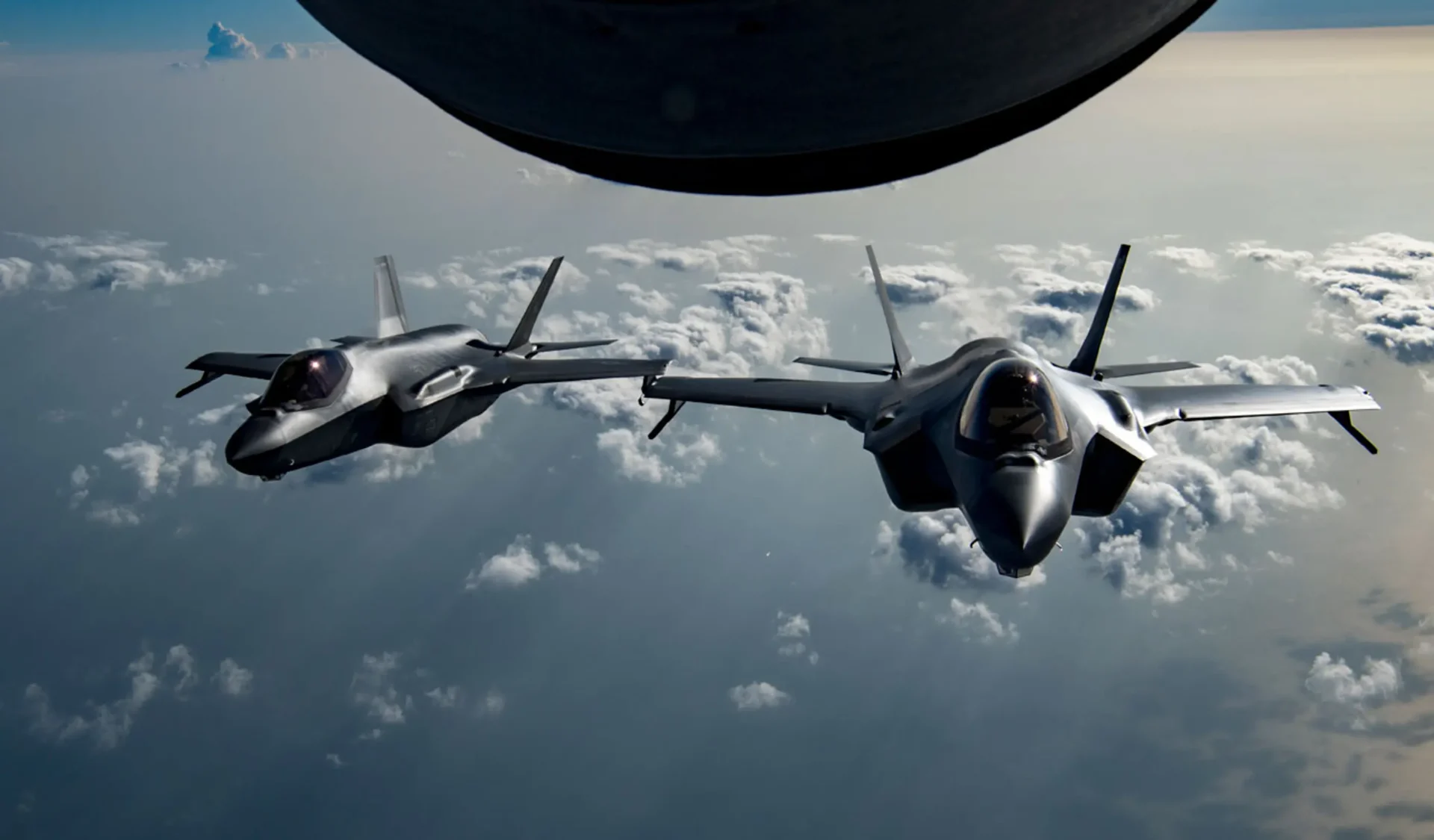 Η Τουρκία «παρακαλά» τον Τραμπ να επιστρέψει στα F-35: Η κλήση Ερντογάν προς ΗΠΑ για F-16V και CAATSA