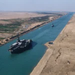 Ο Τραμπ απαιτεί ελεύθερη διέλευση και από τη Διώρυγα του Σουέζ μετά τον Παναμά - Τι ισχυρίζεται και τι ισχύει