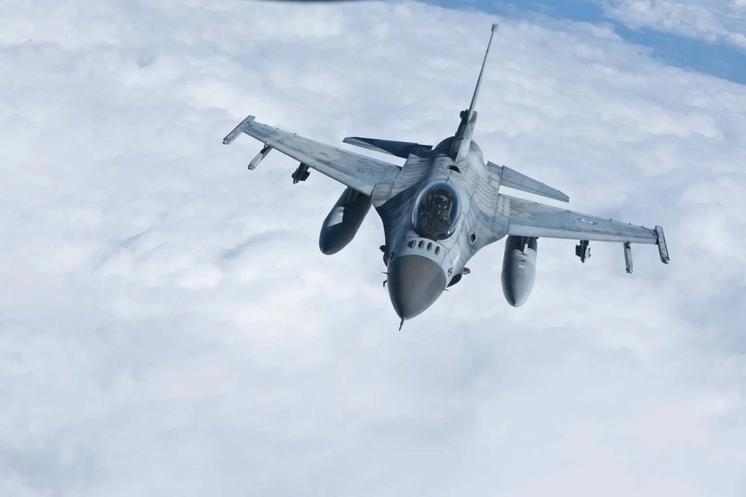 Το ΓΕΑ εξετάζει τους αντιπλοϊκούς AGM-84L Harpoon II για τα F-16 της ΠΑ και μάλλον ξέρουμε το γιατί