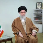 Χαμενεΐ προς ΗΠΑ: «Νομίζετε θέλουμε την άδεια σας για το ουράνιο;» Το Ιράν πλησιάζει επικίνδυνα στην στρατιωτική αντιπαράθεση