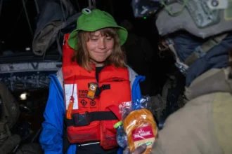 «Τελείωσε το σόου», λέει το Ισραήλ – Η Shayetet 13 κατέλαβε το πλοίο Madleen πριν φτάσει στη Γάζα: Τι ακολουθεί για τους ακτιβιστές