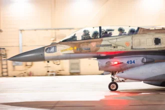 «Η Τεχεράνη θα καεί» προειδοποιεί το Ισραήλ καθώς αποκτά αεροπορική υπεροχή πάνω από το Ιράν
