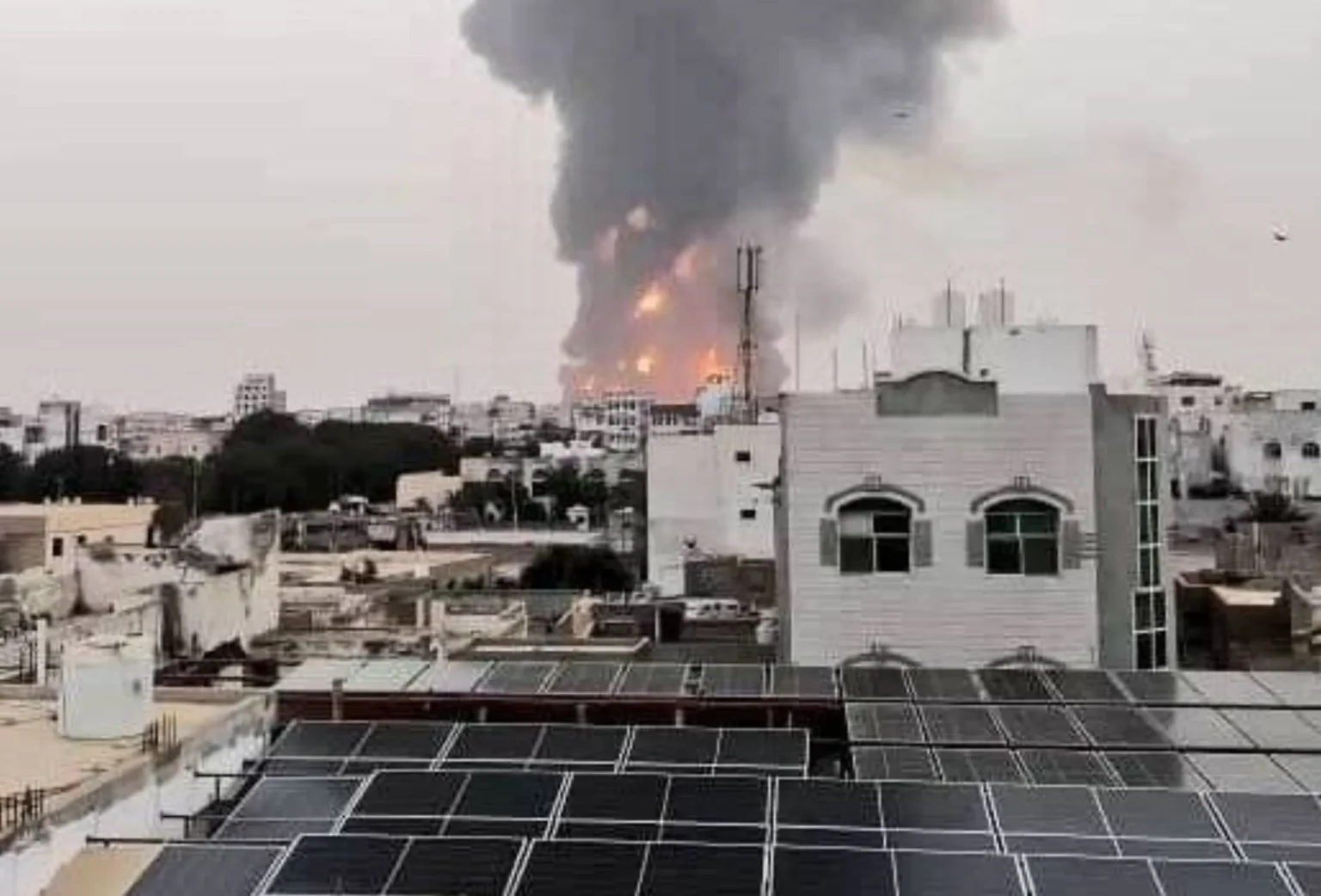Η πρώτη ναυτική επίθεση Ισραήλ κατά των Χούθι στην Υεμένη είναι γεγονός
