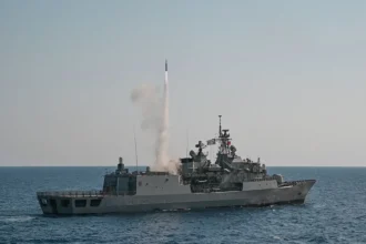 Ομοβροντία πυρών στο Ιόνιο: Ισχυρό μήνυμα αποτροπής αλλά & σήμα κινδύνου για τις ανάγκες σε ΠΝ & ΠΑ