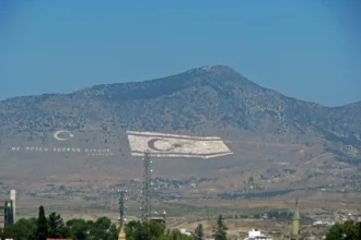 Ισραηλινή εφημερίδα ζητά σχέδιο για απελευθέρωση της Κύπρου - Χαρακτηρίζει σοβαρή απειλή την Τουρκία
