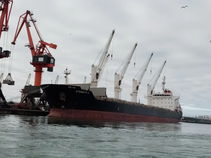 ΕΚΤΑΚΤΟ: Βυθίστηκε και δεύτερο ελληνόκτητο πλοίο στην Ερυθρά Θάλασσα - Σε εξέλιξη επιχείρηση διάσωσης