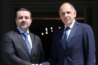 Στα σκαριά τριμερές σχήμα με Συρία-Ελλάδα-Κύπρο - Το «μενού» της συνάντησης Γεραπετρίτη με τον Σύριο ΥΠΕΞ