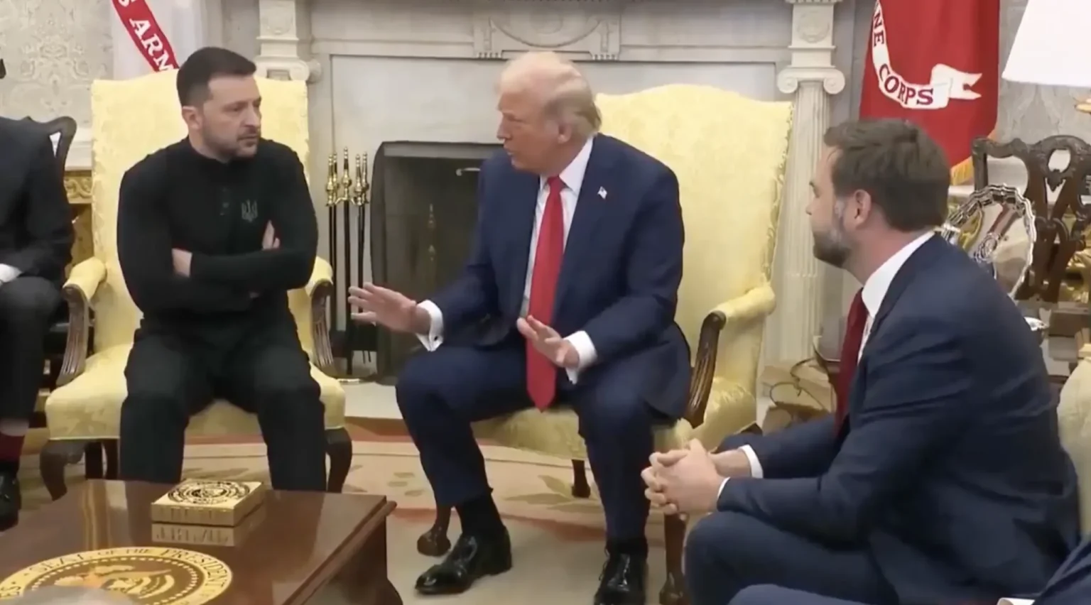 Σκληρό μήνυμα Τραμπ, απάντηση Ζελένσκι: Το διπλωματικό πόκερ στην Ουάσινγκτον με μενού τις απαιτήσεις της Ρωσίας