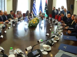 Ελλάδα–Λιβύη: Ξεκίνησαν συνομιλίες για οριοθέτηση ΑΟΖ, προειδοποίηση σε Τρίπολη για το Τουρκολιβυκό