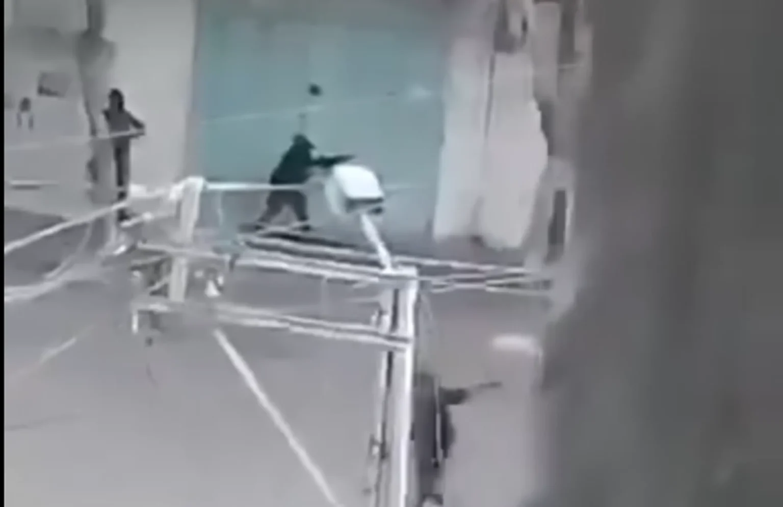 Η Χαμάς ανακτά ένοπλα τον έλεγχο της Γάζας: Σφοδρές εσωτερικές εμφυλιακές διαμάχες