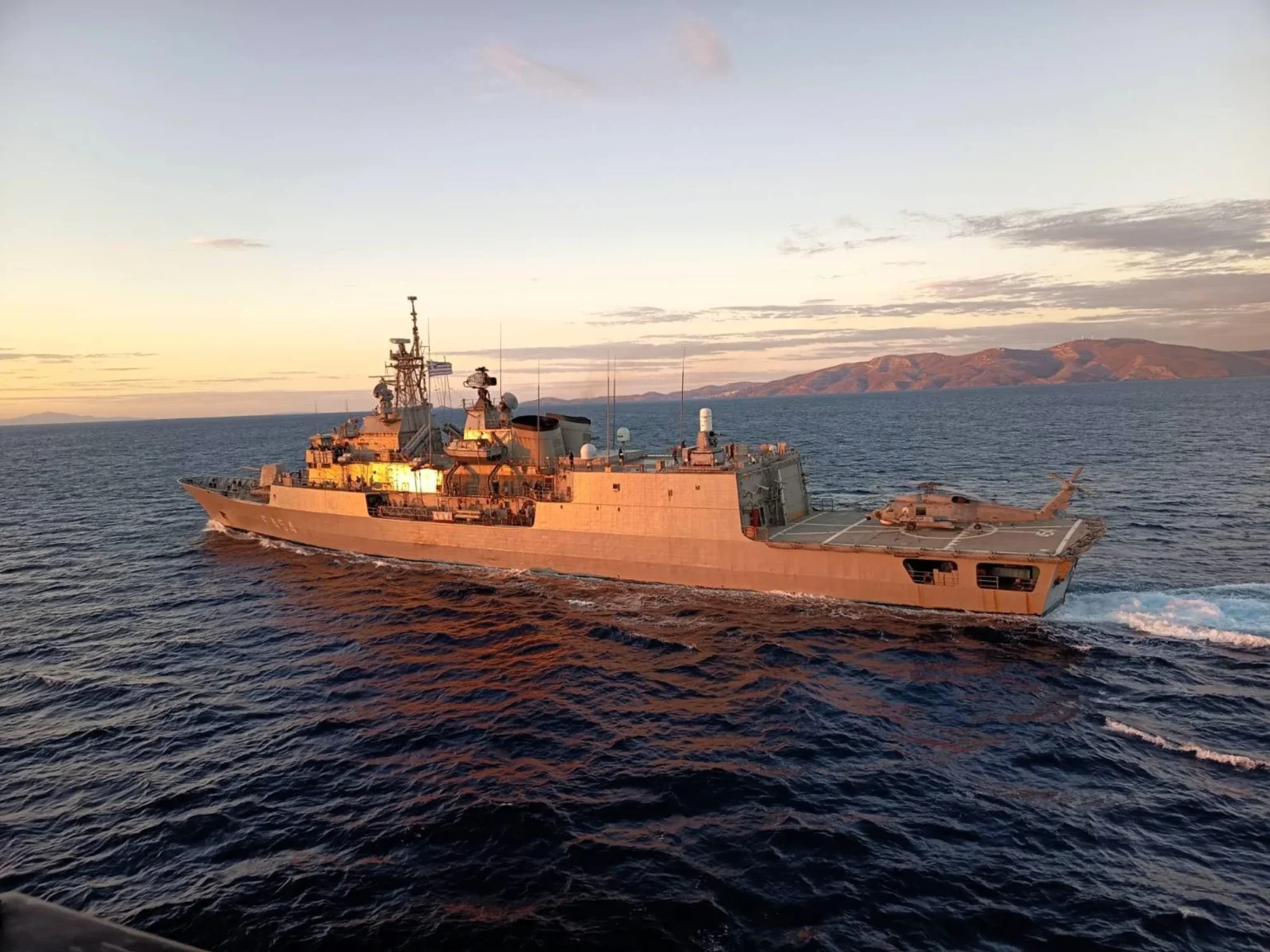 Εντυπωσιακά πλάνα από την «ΠΑΡΜΕΝΙΩΝ - 25» - Ολοκληρώθηκε η μεγάλης κλίμακας άσκηση των Ενόπλων Δυνάμεων [ΒΙΝΤΕΟ/ΦΩΤΟ]