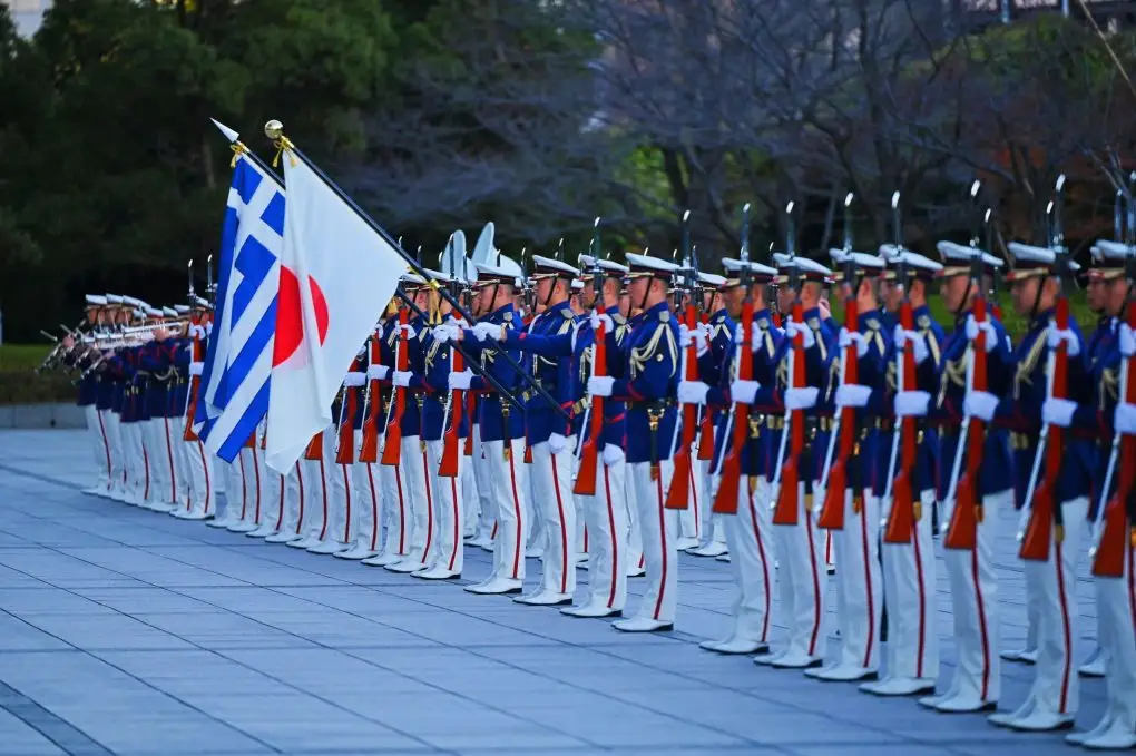 Ιστορική σύσφιξη αμυντικών δεσμών Ελλάδας–Ιαπωνίας: Οι κρίσιμες συζητήσεις Δένδια στο Τόκιο για αυξημένη στρατιωτική συνεργασία