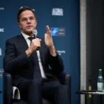 ΝΑΤΟ – Ρούτε: «Η Ρωσία μπορεί να επιτεθεί μέσα σε πέντε χρόνια, η ώρα για δράση είναι τώρα»