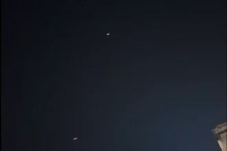 ΠΡΙΝ ΛΙΓΟ: Πυρά κατά άγνωστων drone κοντά στο προεδρικό μέγαρο στο Καράκας της Βενεζουέλας