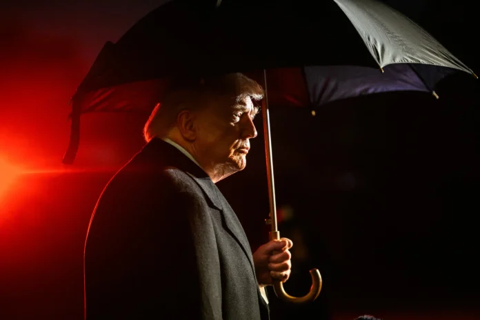 Το «Φρένο» στο πλήγμα κατά Ιράν, «διαβεβαίωση» Τραμπ και το στρατιωτικό θρίλερ στη Μέση Ανατολή