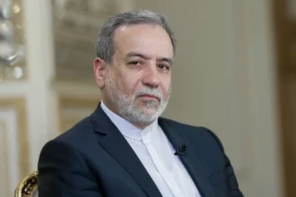 Το Ιράν απειλεί ότι θα βρέξει πυραύλους και σε γειτονικές χώρες αλλά με έναν «περιορισμό»