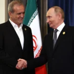 Μήνυμα Ρωσίας για Ιράν - Πληροφορίες για τραυματισμό Χαμενεΐ και ζημιές σε μνημεία