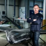 ΕΑΒ: Ιστορικό ορόσημο με την πρώτη συναρμολόγηση της ατράκτου του εθνικού drone «Αρχύτας»
