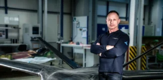 ΕΑΒ: Ιστορικό ορόσημο με την πρώτη συναρμολόγηση της ατράκτου του εθνικού drone «Αρχύτας»