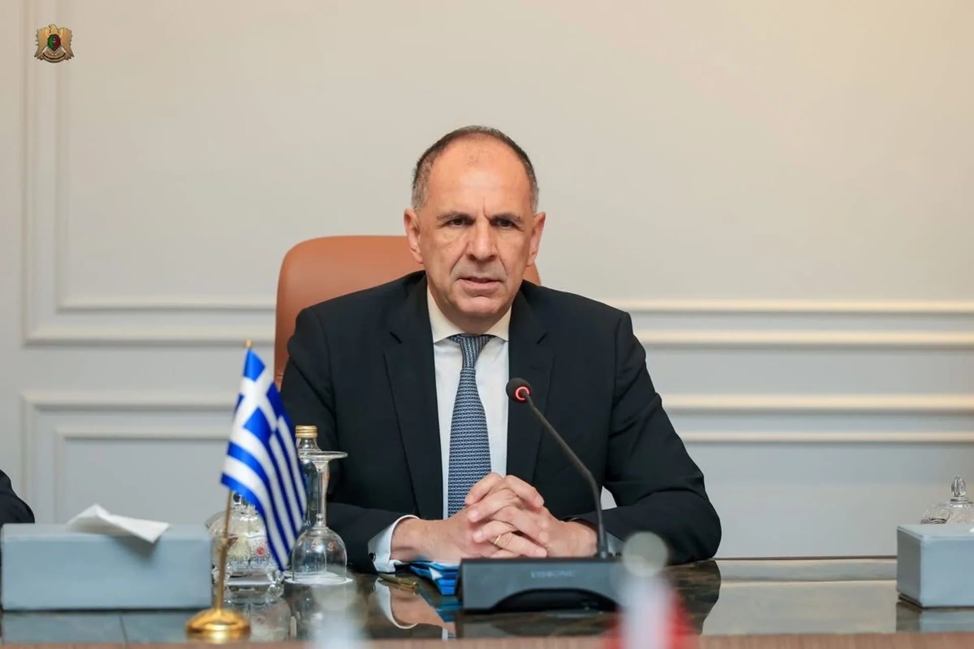 Εξαιρετικά σημαντική επίσκεψη στην Τρίπολη για ΑΟΖ και Μεταναστευτικό από τον ΥΠΕΞ