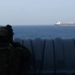 «Σφραγίζει» ξανά το Στενό του Ορμούζ το Ιράν: Πυρά κατά δεξαμενόπλοιου - «Στον αέρα» οι συνομιλίες