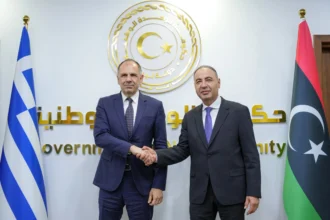 Ελληνική «αντεπίθεση» στη Λιβύη: Τι δρομολογεί το ΥΠΕΞ για ΑΟΖ και άλλες συμφωνίες