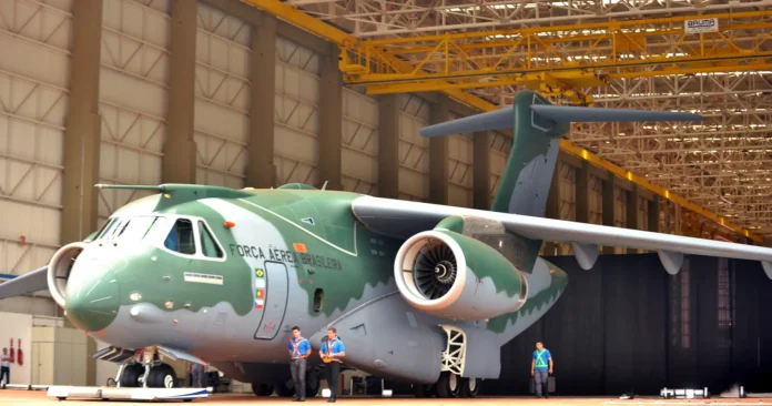 Δένδιας από Λισαβόνα: Προμήθεια C-390 για την Ελλάδα και συνεργασία στα μη επανδρωμένα συστήματα