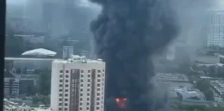 Ουκρανική «καταιγίδα» drones στη Μόσχα: Πλήγματα σε στρατηγικές υποδομές και μήνυμα Ζελένσκι για εκδίκηση Ουκρανική «καταιγίδα» drones στη Μόσχα: Πλήγματα σε στρατηγικές υποδομές και μήνυμα Ζελένσκι για εκδίκηση