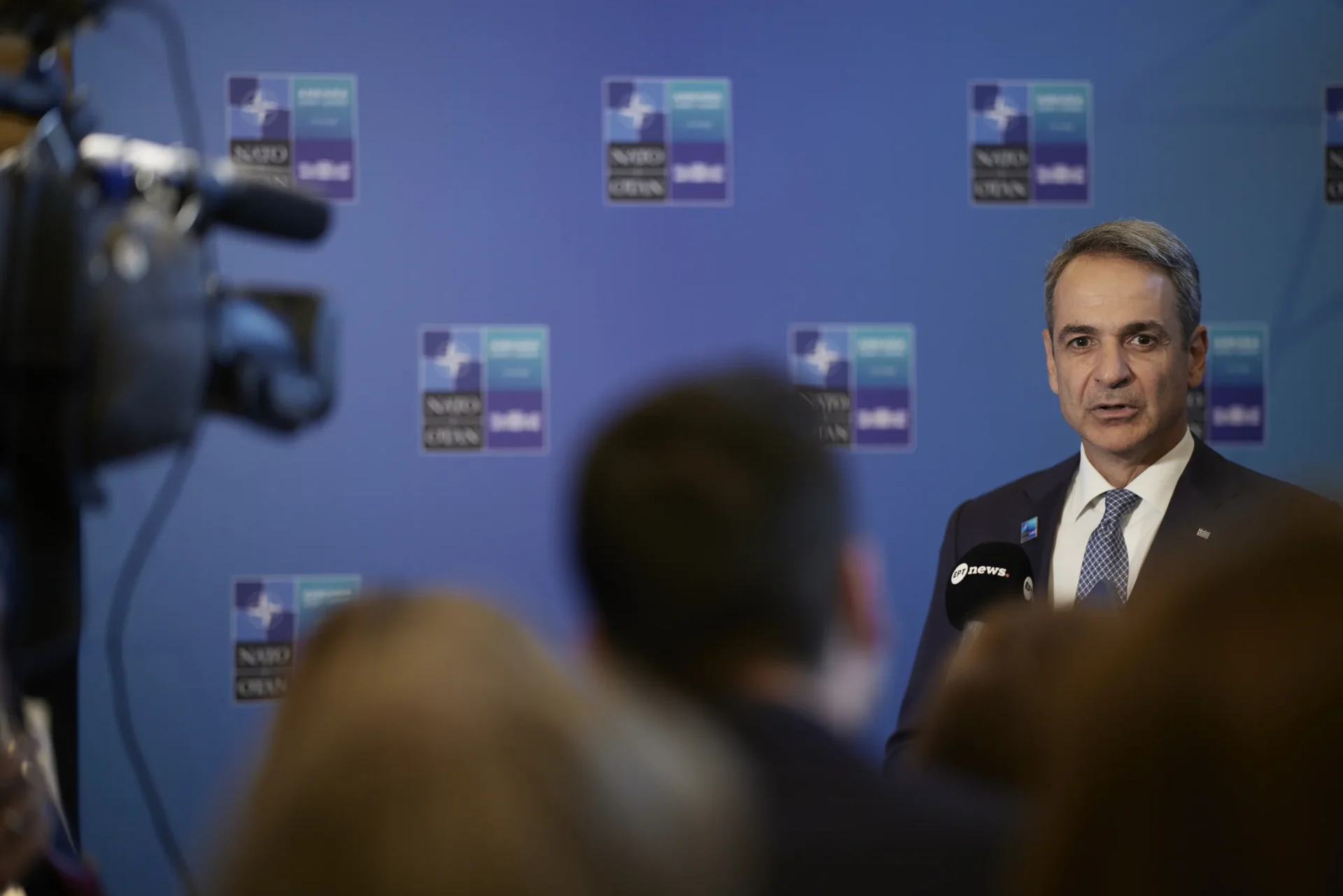 Χρήζει απάντηση: Η 