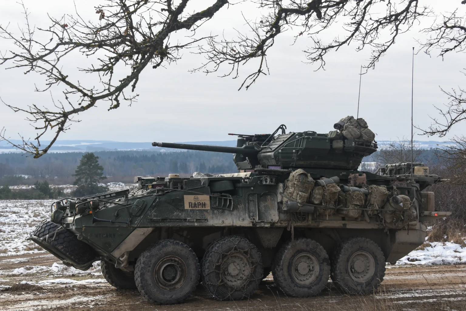 Stryker από EDA: Προσεκτική ματιά από ΓΕΣ – Η Ψευδαίσθηση του «Τζάμπα» και η σύγκριση με τα PATRIA 6X6
