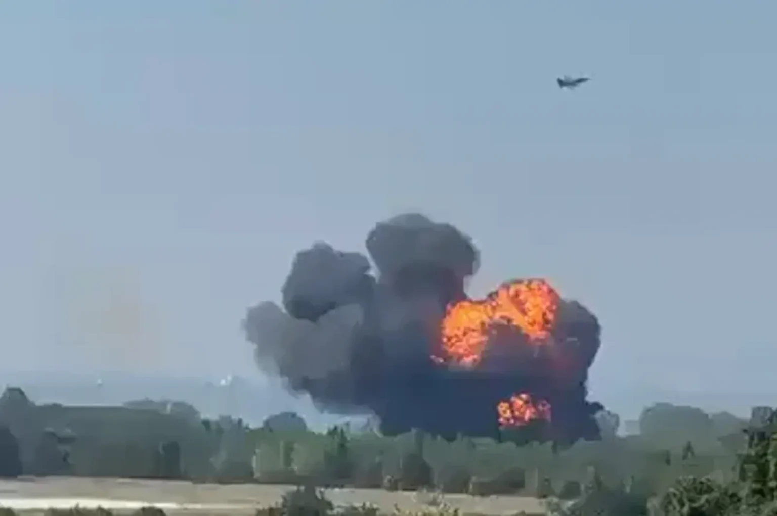 Συντριβή τουρκικού μαχητικού F-16 κατά τη διάρκεια εκπαιδευτικής πτήσης – Σώος ο χειριστής + ΒΙΝΤΕΟ