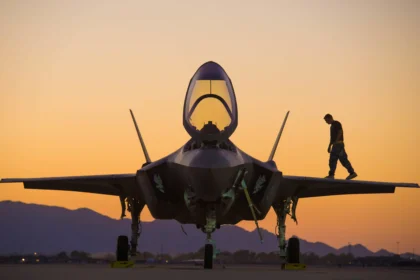 F-35: Εξαρτήματα stealth κατέληξαν στο Χονγκ Κονγκ – Συναγερμός για την ασφάλεια του προγράμματος