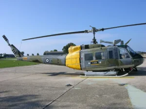 AB-205 – ελικόπτερο