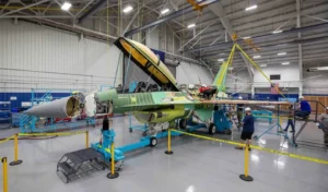 F-16 Block 70/72 (F-16V) στη γραμμή παραγωγής της Lockheed Martin
