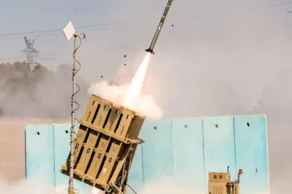 Εκτοξευτής του Iron Dome εκτοξεύει αναχαιτιστή Tamir