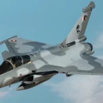 Μαχητικό Rafale της Αεροπορίας του Εμίρη του Κατάρ σε πτήση πάνω από το Κατάρ