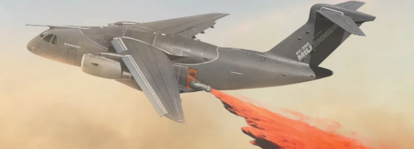 KC-390 ρίχνει επιβραδυντικό υγρό σε δασική πυρκαγιά