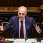 Ο πρόεδρος της τουρκικής Εθνοσυνέλευσης μιλά από τη θέση του σε αίθουσα της ιταλικής Βουλής