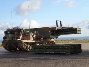 M270 MLRS – πυροβολικό